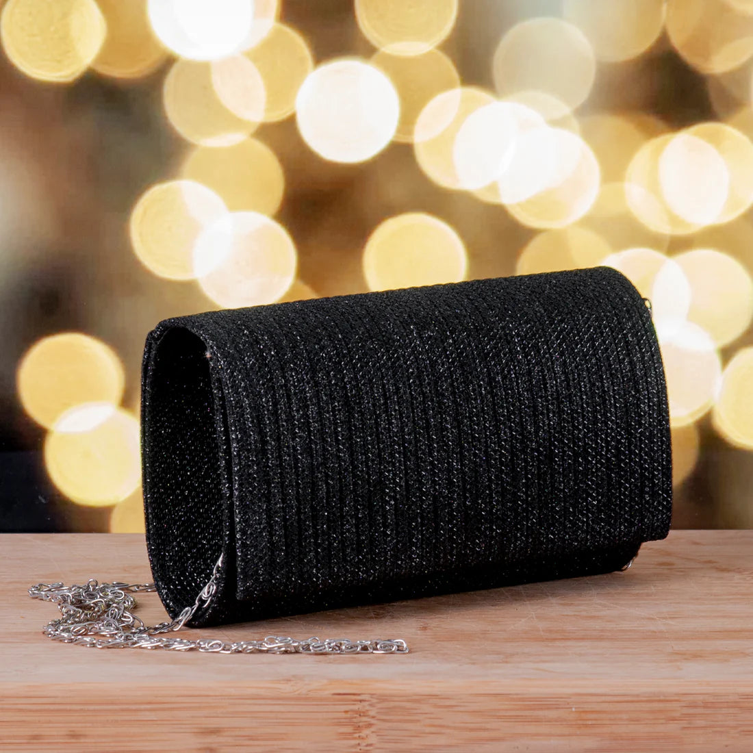 Säihkyvä iltalaukku