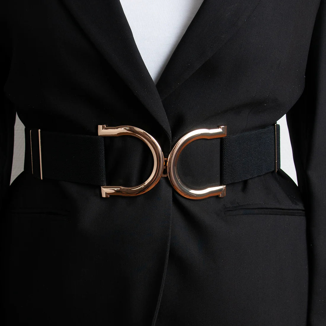 Elastinen vyö kultasoljella