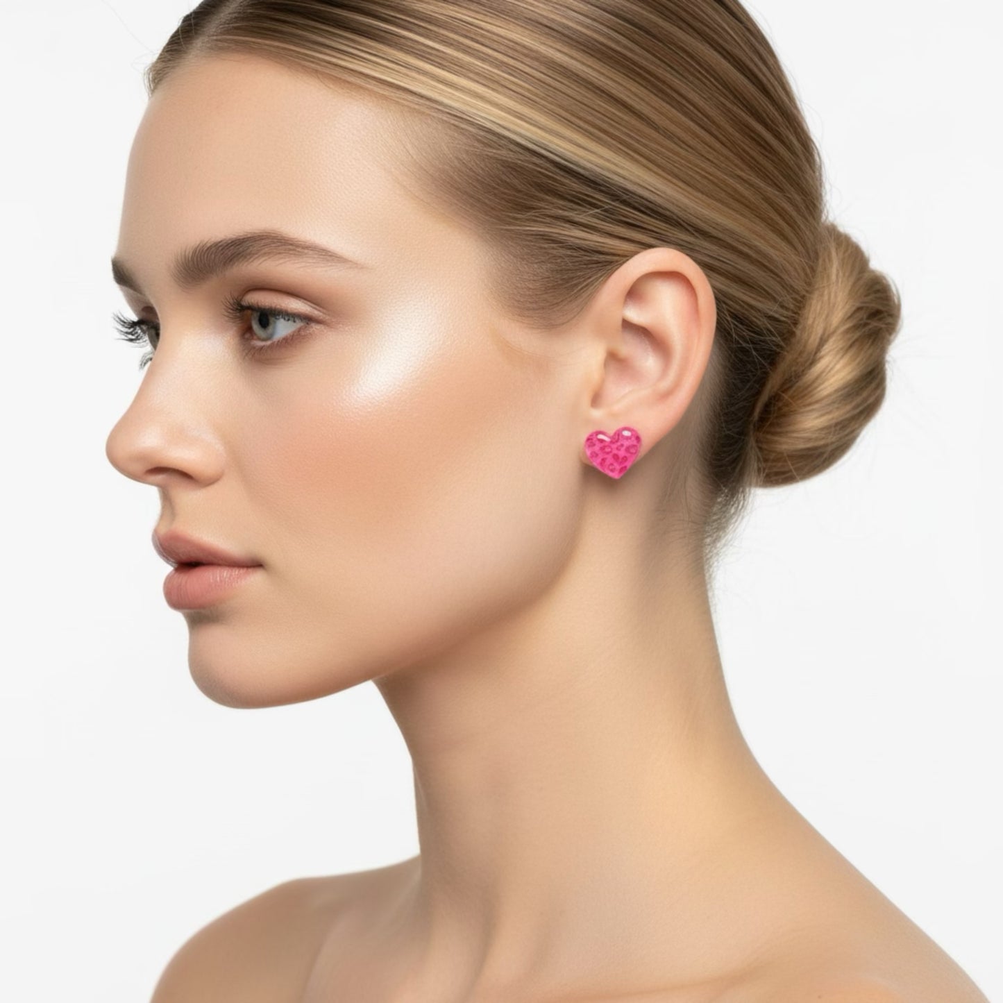 Sydänpantteri korvakoru