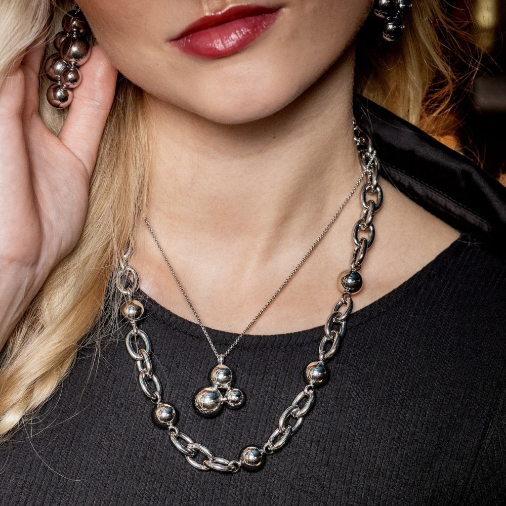 Brea kaulakoru hopea