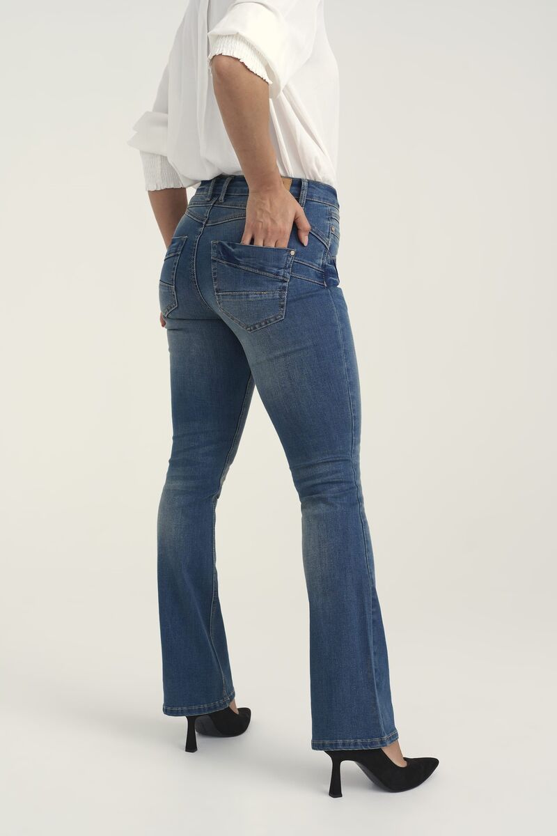 Amalie bootcut farkut, medium blue denim