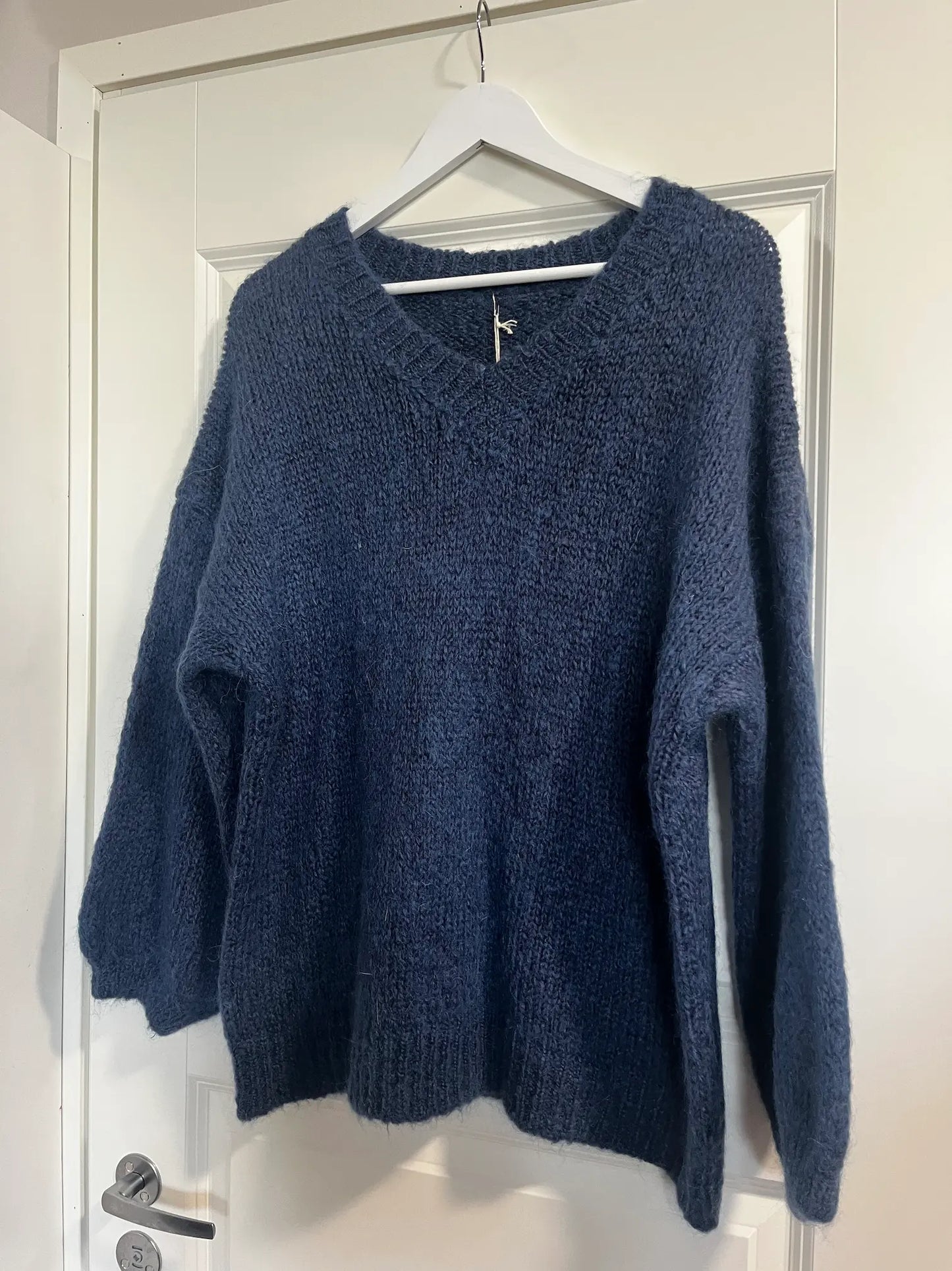 Mohair V-kauluksinen neule