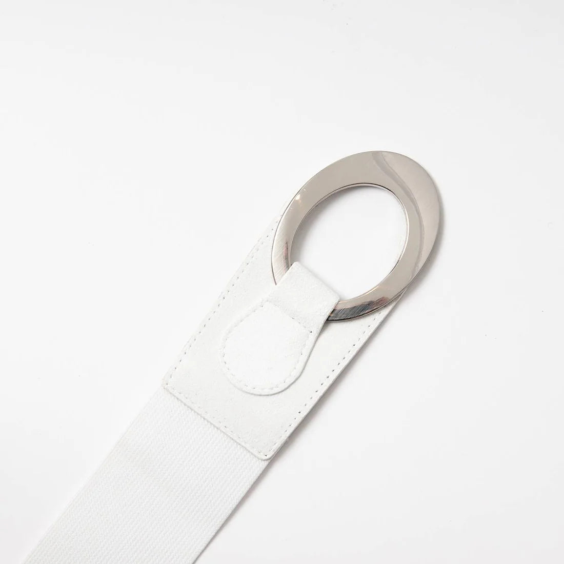 Elastinen vyö hopeasoljella