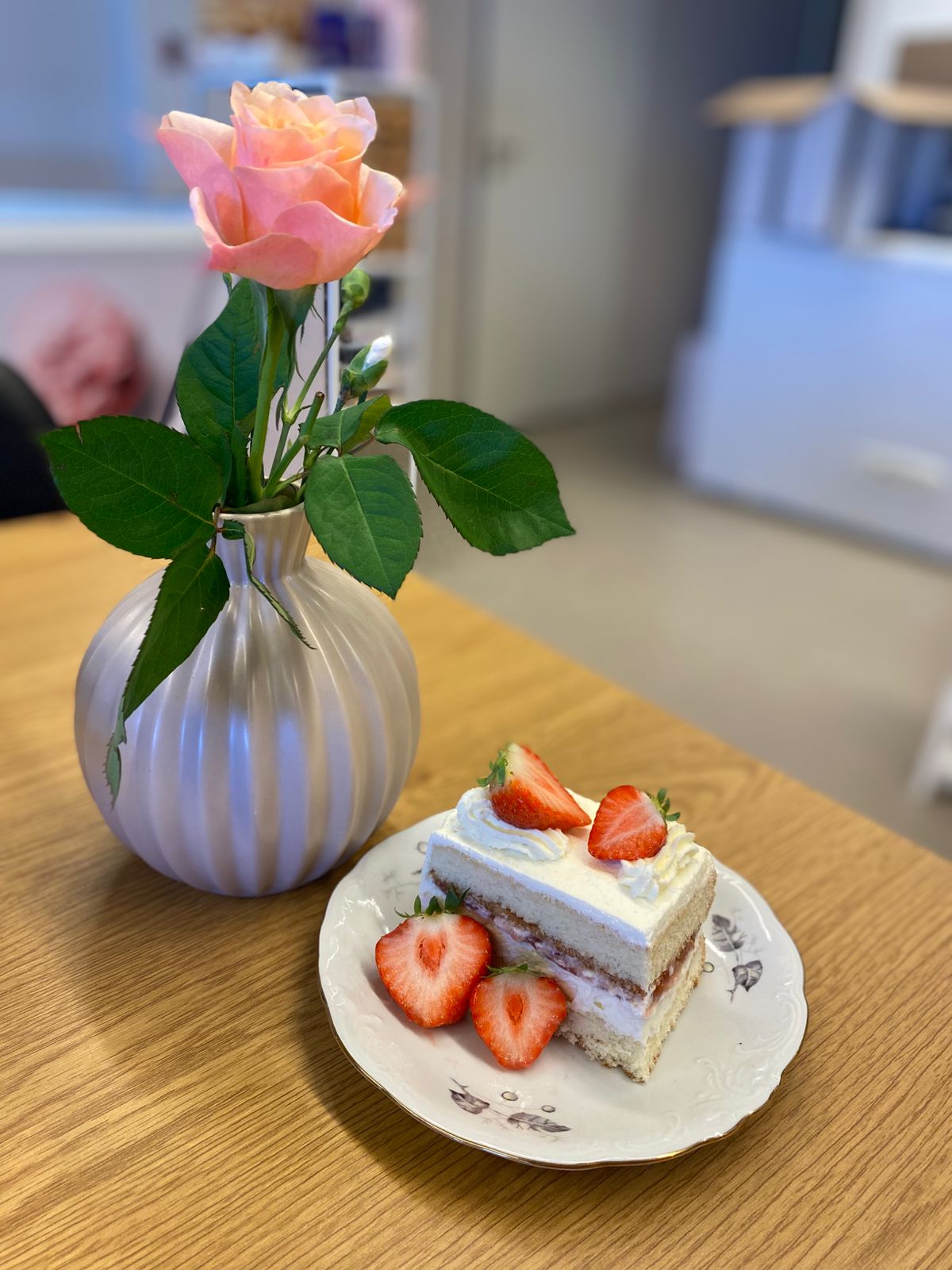 Viikon 24 keittolounaat Café by Tiinassa – kotimaista ja itse valmistettua ruokaa Kalajoella.