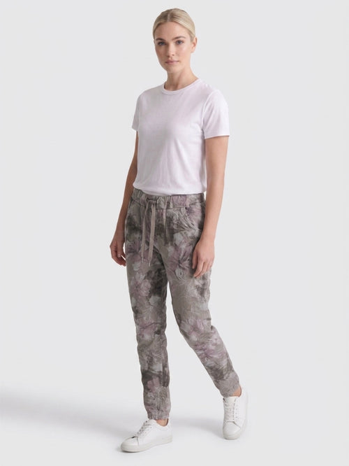 Lataa kuva 1. Linda One Size Joustohousut