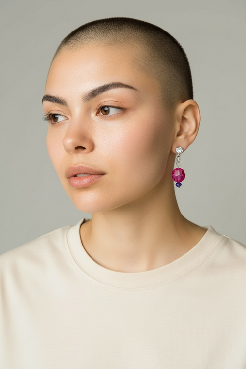 Lataa kuva 1. Usva -helmikorvakorut