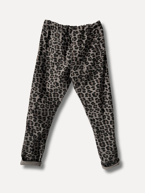 Lataa kuva 1. Box housut leo