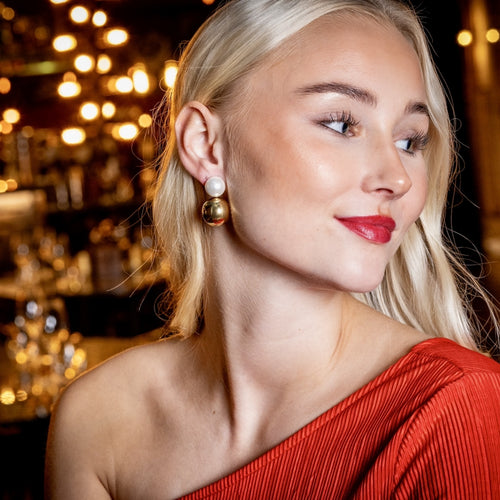 Lataa kuva 1. Helmi Globe korvakorut kulta