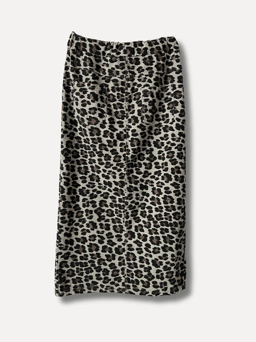 Lataa kuva 1. Box hame leo