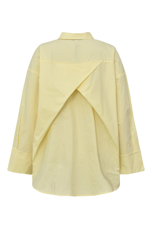 Lataa kuva 1. Magnolia pusero keltainen