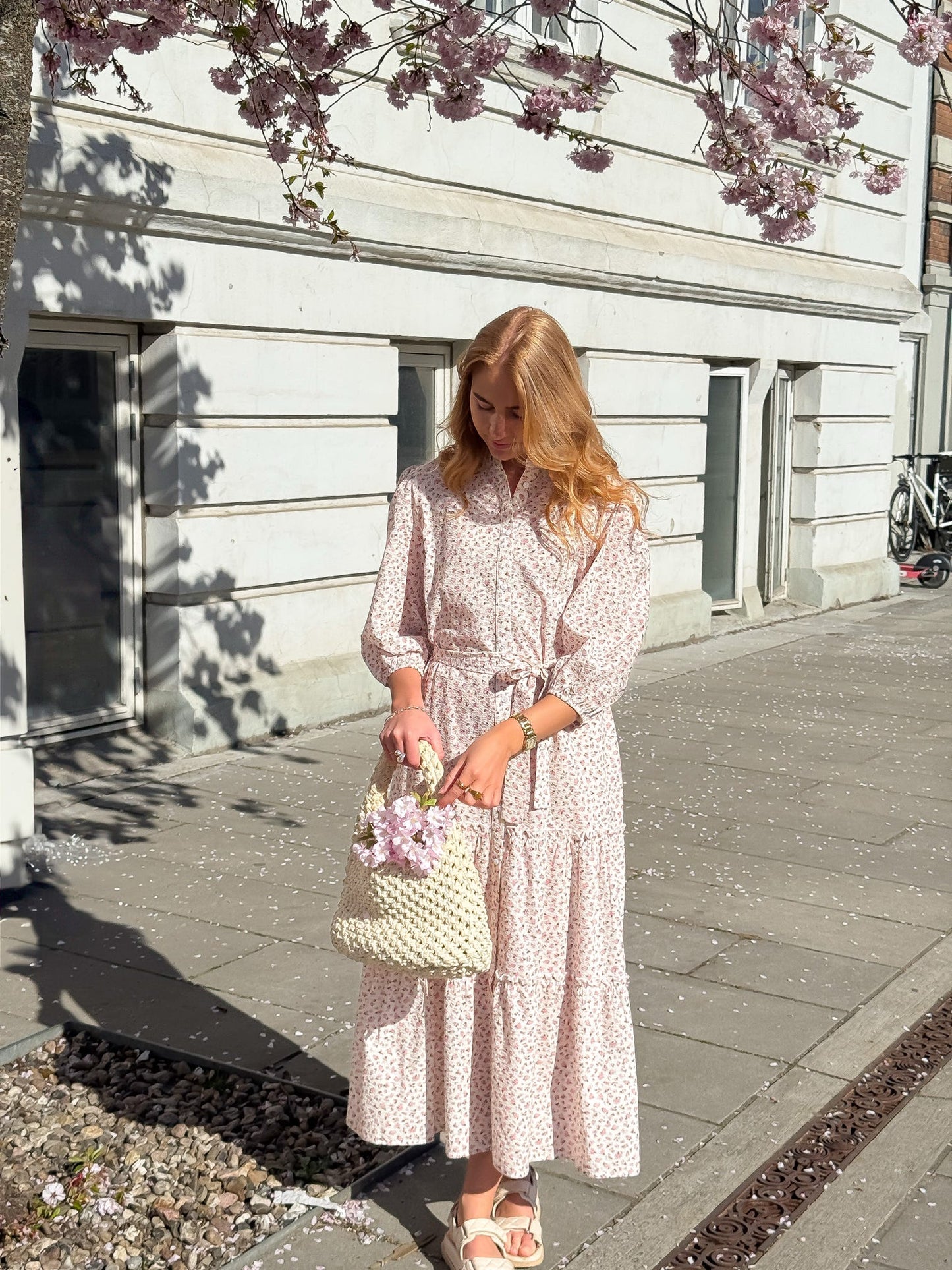 Kate pitkä kukkamekko