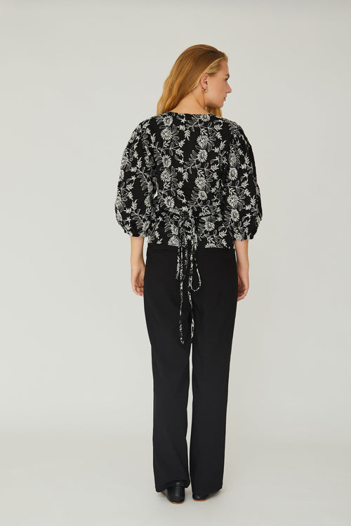 Lataa kuva 1. Brodie pusero