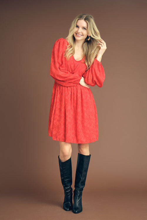 Lataa kuva 1. Feani Mekko