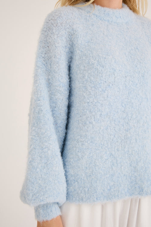 Lataa kuva 1. Patrisia neule