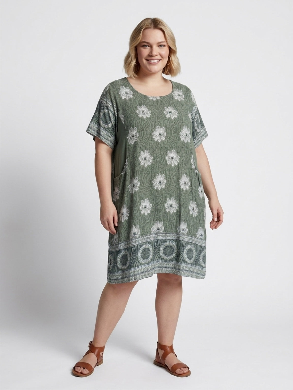 Elena Plus Size -mekko