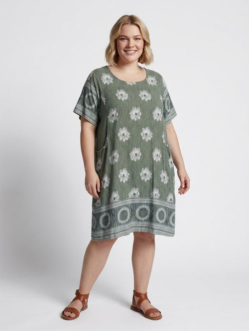 Lataa kuva 1. Elena Plus Size -mekko