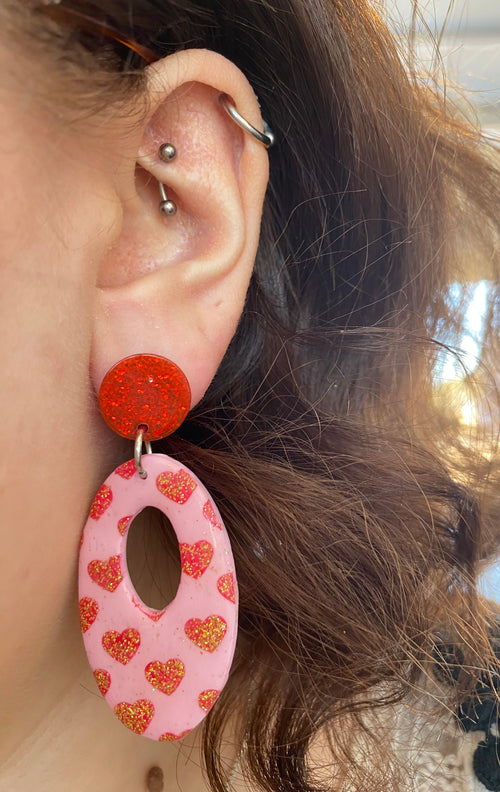 Lataa kuva 1. HotMama korvikset