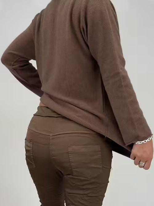 Lataa kuva 1. Superjoustavat housut ruskea