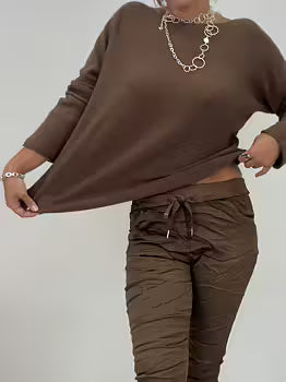 Lataa kuva 1. Superjoustavat housut useita värejä