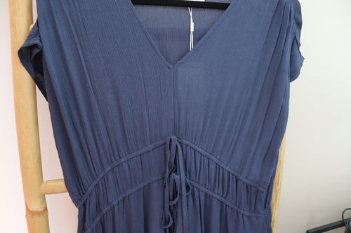 Lataa kuva 1. Allie mekko (tummansininen)