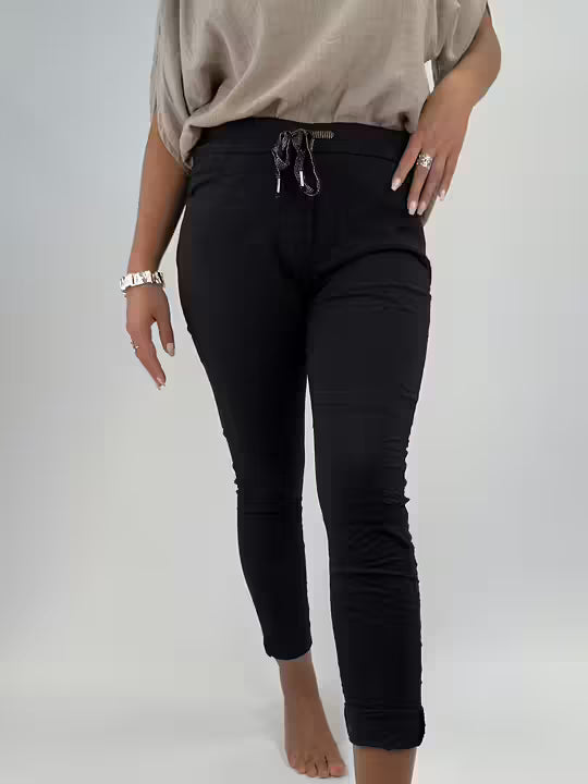 Superjoustavat housut musta