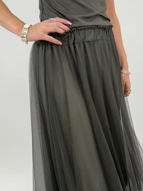 Lataa kuva 1. Tiba tyllihame army