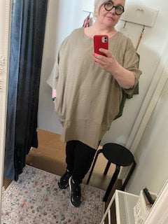 Lataa kuva 1. Simi pellava/viskoosi tunika taskuilla navy