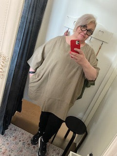 Simi pellava/viskoosi tunika taskuilla beige