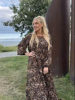 Lataa kuva 1. Amanda mekko