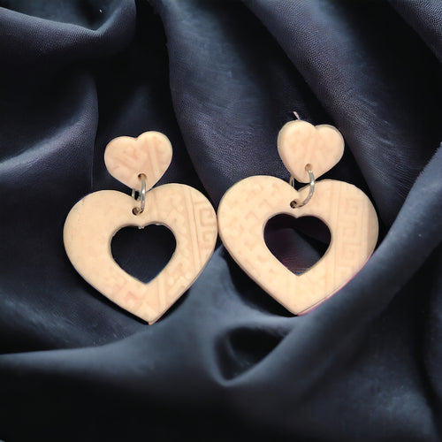 Lataa kuva 1. Camilla -korvakorut