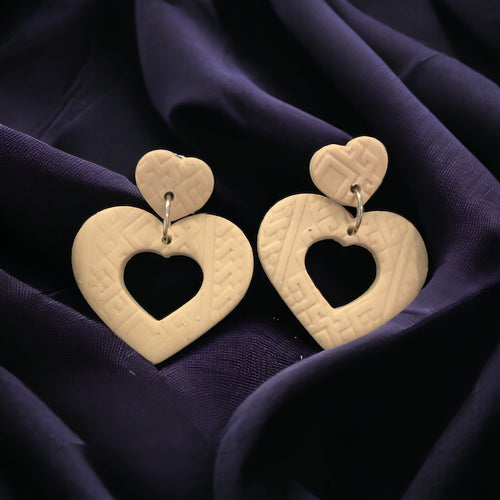 Lataa kuva 1. Camilla -korvakorut