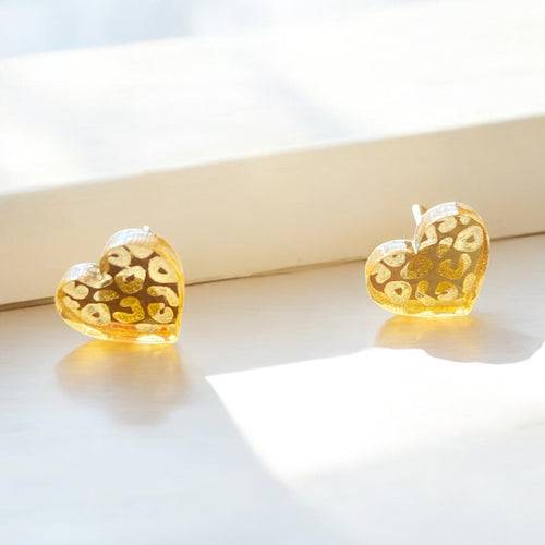 Lataa kuva 1. Sydänpantteri korvakoru