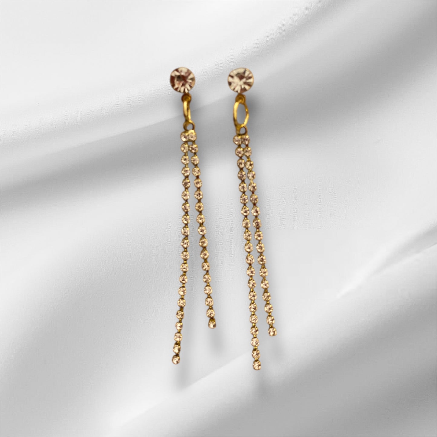 Pitkät strassikorvakorut – kulta