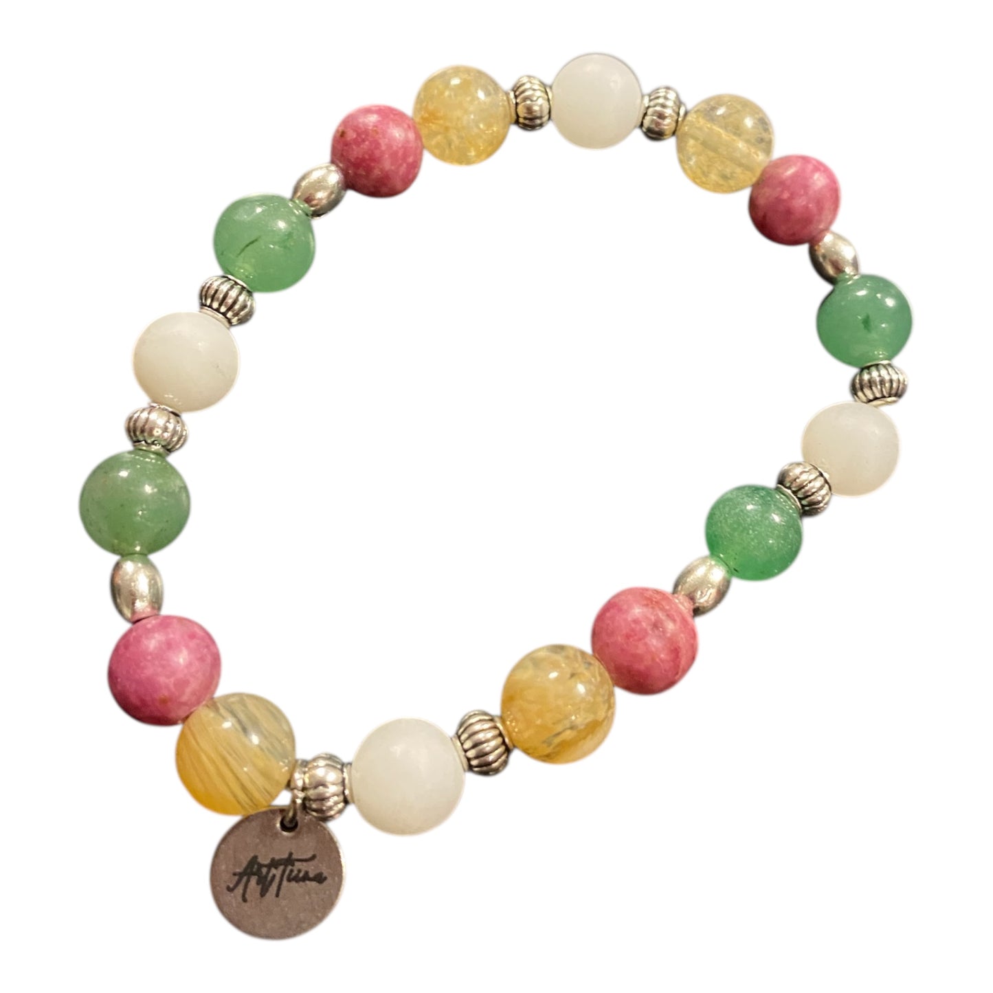 Rannekoru aidoilla kivillä