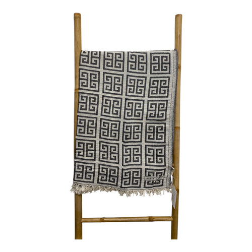 Lataa kuva 1. Meandros hamam -rantapyyhe