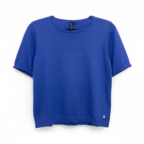 Lataa kuva 1. Ajaton sininen neule