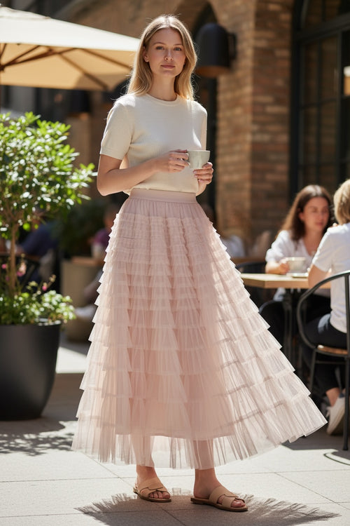 Lataa kuva 1. Kerrostettu tyllihame – puuteriroosa