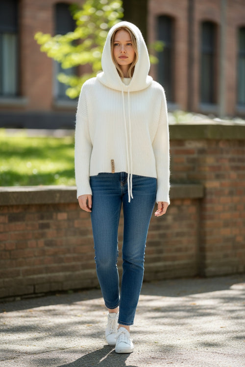 Lataa kuva 1. Kaulurihuivi