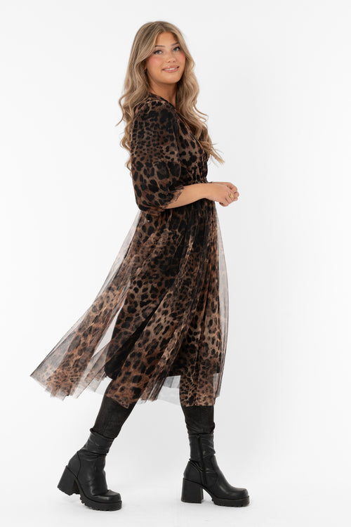 Lataa kuva 1. Priscilla  leopardi mekko