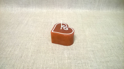 Lataa kuva 1. Piparikynttilä sydän