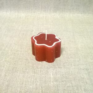 Lataa kuva 1. Piparikynttilä