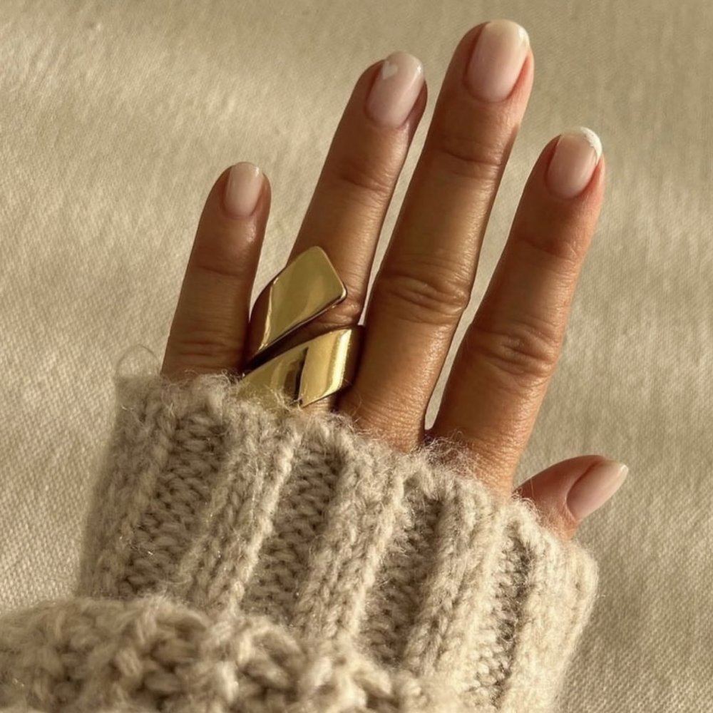 Antibes sormus kulta