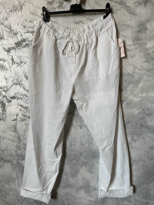 Lataa kuva 1. Anelma Plus One Size -housut