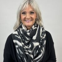 Lataa kuva 1. Scarf huivi