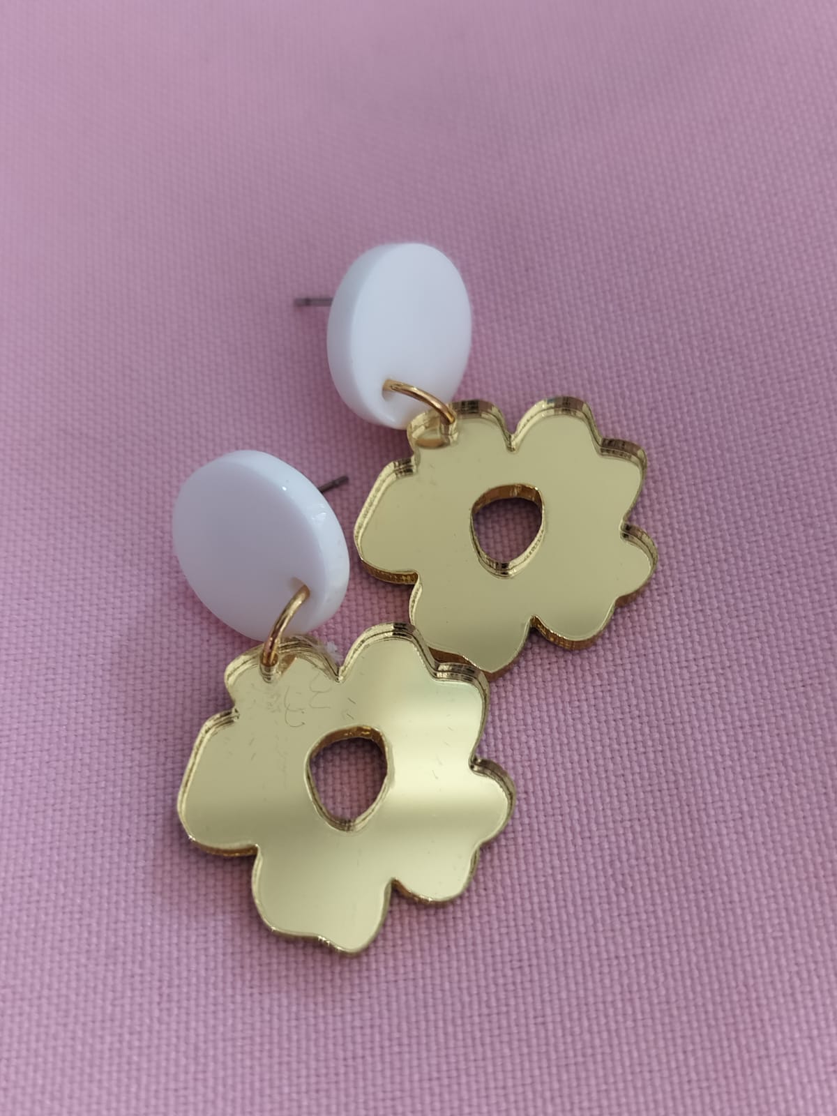 ArtTiina korvakorut, kultainen kukka