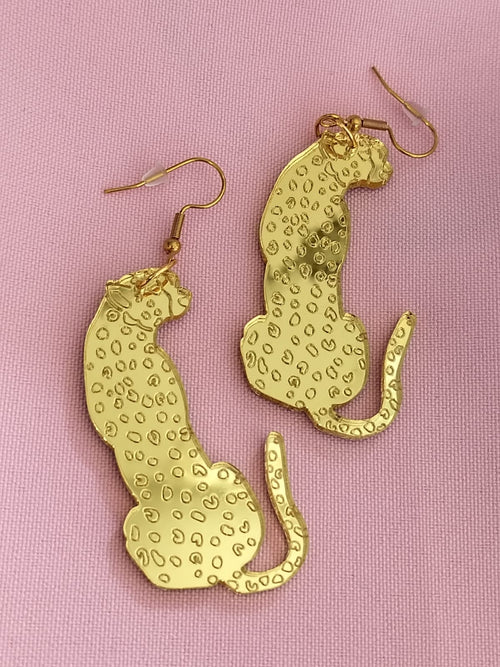 Lataa kuva 1. ArtTiina korvakorut, kultainen leopardi