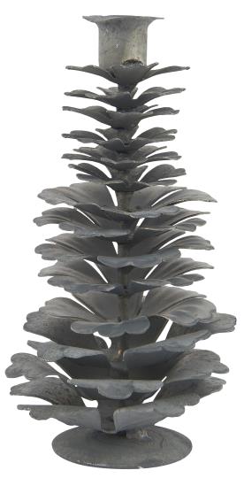 Ib Laursen käpy-kynttilänjalka kapealle kynttilälle