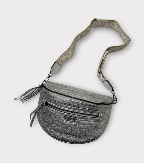 Lataa kuva 1. Hilma crossbody-laukku
