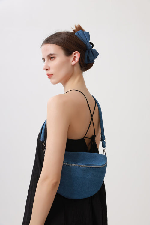 Lataa kuva 1. Denim Crossbody -laukku