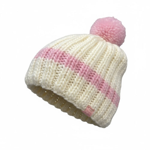 Lataa kuva 1. Plassi pipo taapero (0-6) vaaleanpunaiset